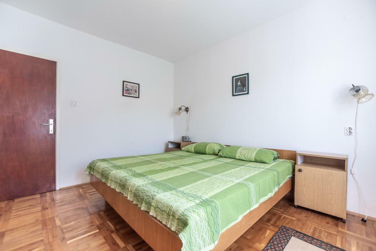 Kiwi Apartments Gornji Karin Exterior foto